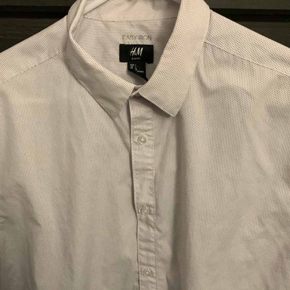 LIKE NEW H&M Slim Fit button down